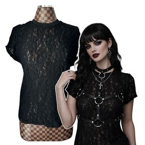 Black Lace T-Shirt Womens Size Medium Whimsigoth Vamp Witchy Dark Feminine